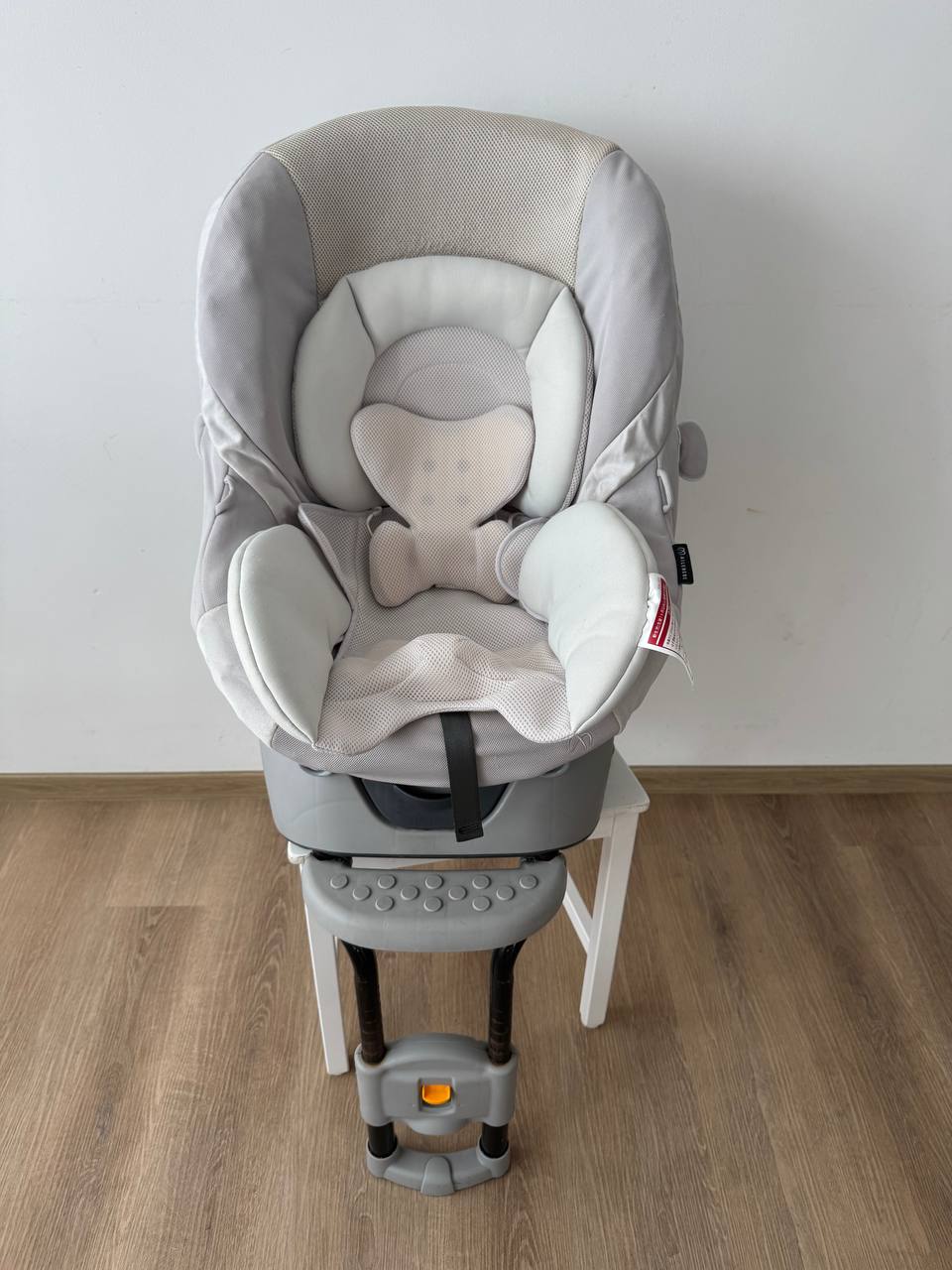 Prodajem japansko auto sedište Ailebebe Kurutto