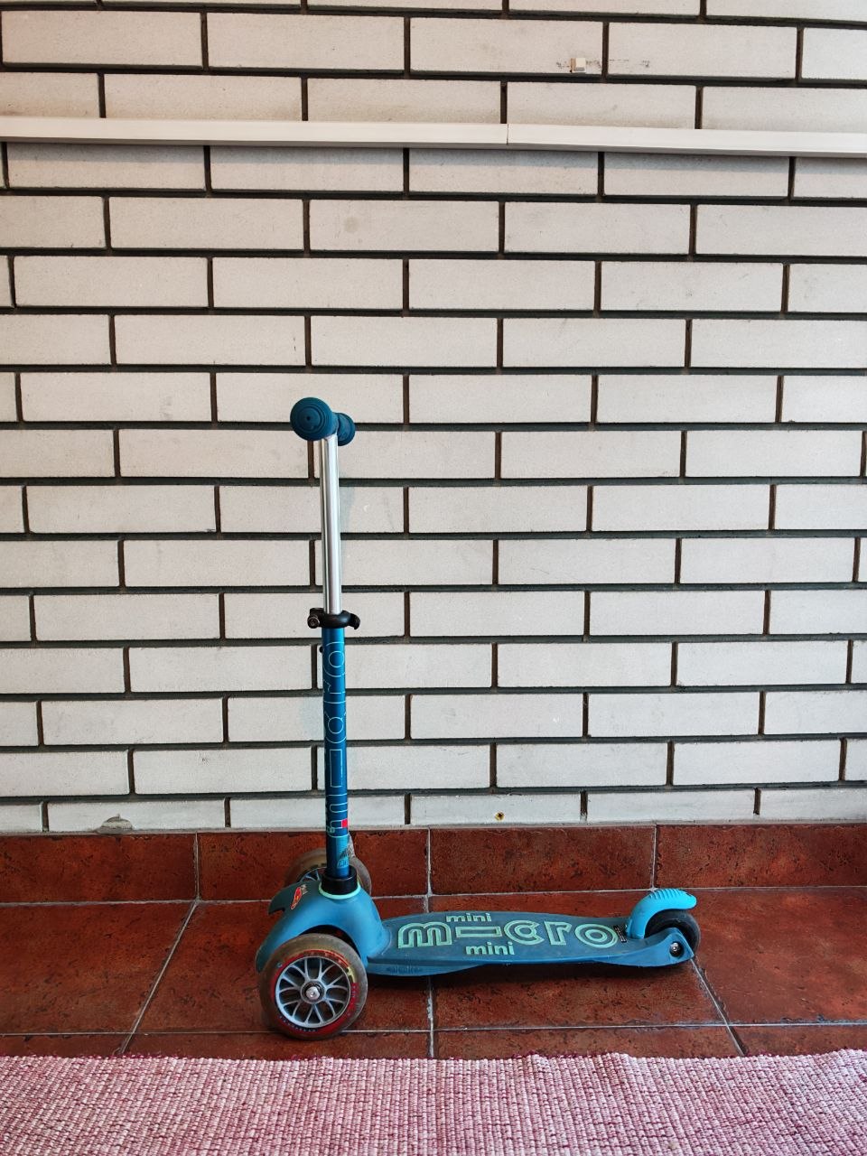 Prodajem Micro mini trotinet