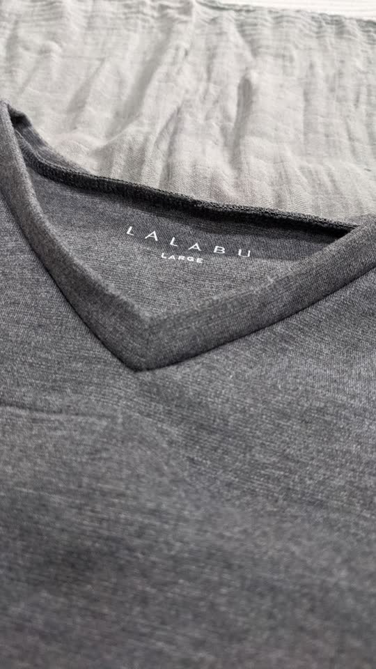 Продам футболки-кенгуру Lalabu Dad's shirt и Soothe shirt