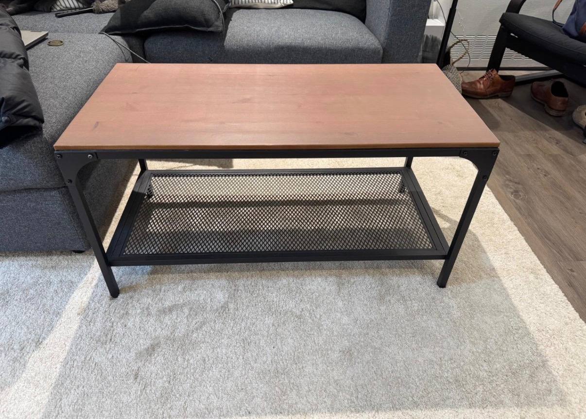 Журнальный стол ikea FJÄLLBO