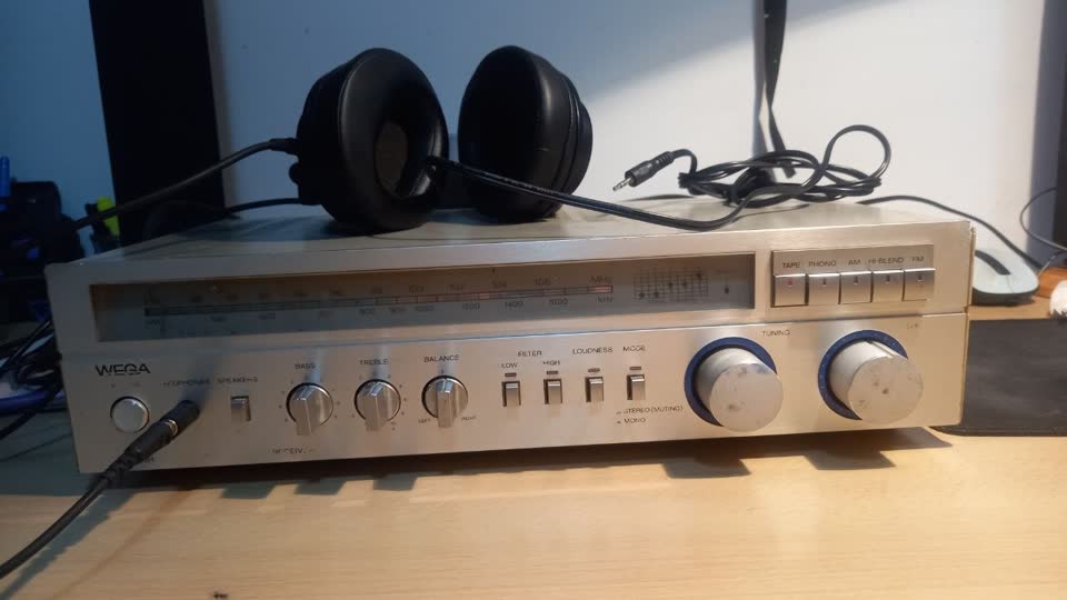 Ресивер стерео усилитель Wega 1979 года выпуска