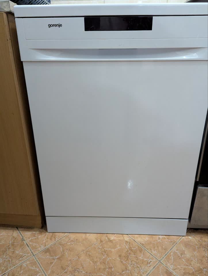 Продаётся посудомоечная машина Gorenje GS62040W