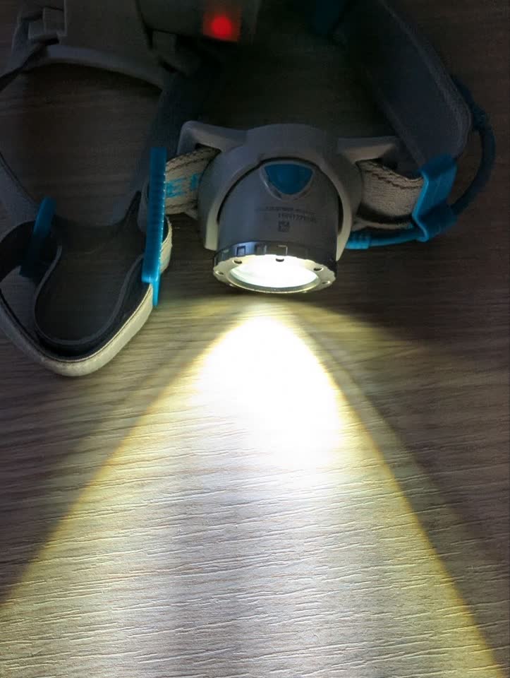 Налобный фонарик Ledlenser neo10r
