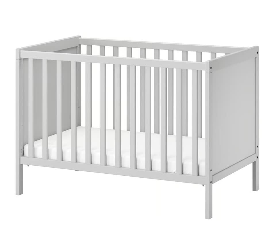 Детская кроватка IKEA SUNDVIK + матрас KRUMMELUR