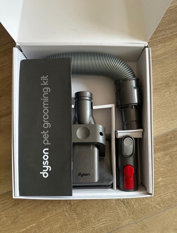 Dyson Pet Grooming kit