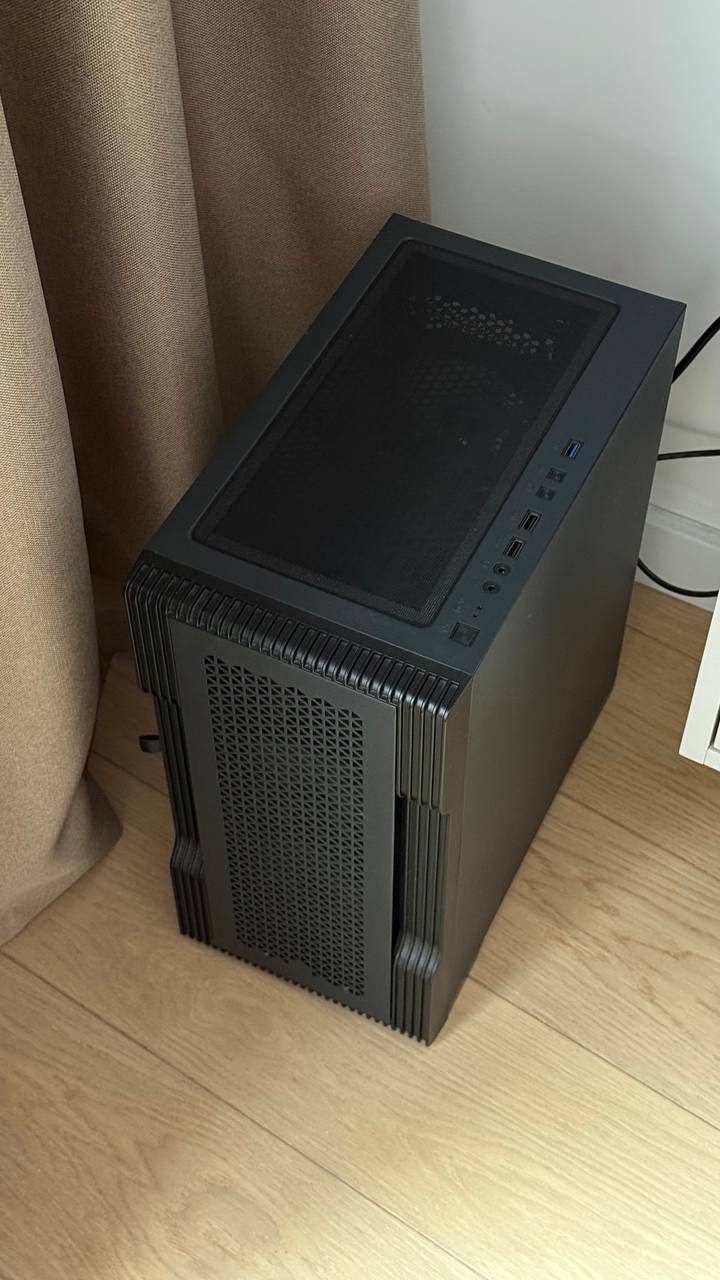 Sniženje cene — Kućište 1STPLAYER Gaming Case T3 / T3-G