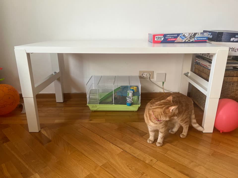 Растущий стол IKEA 130x60