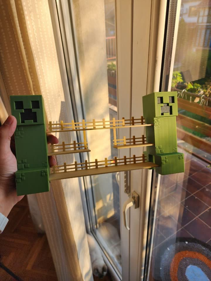 Подставка для коллекции фигурок Minecraft