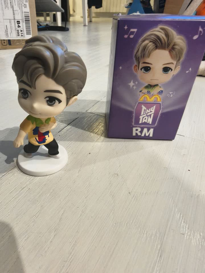 Фигурка из Happy meal