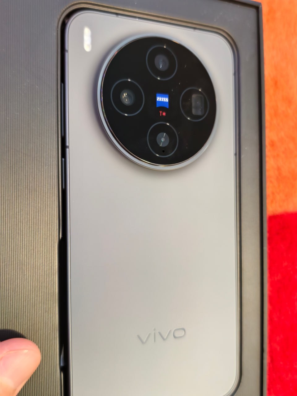 Vivo x300 16/512 ГБ