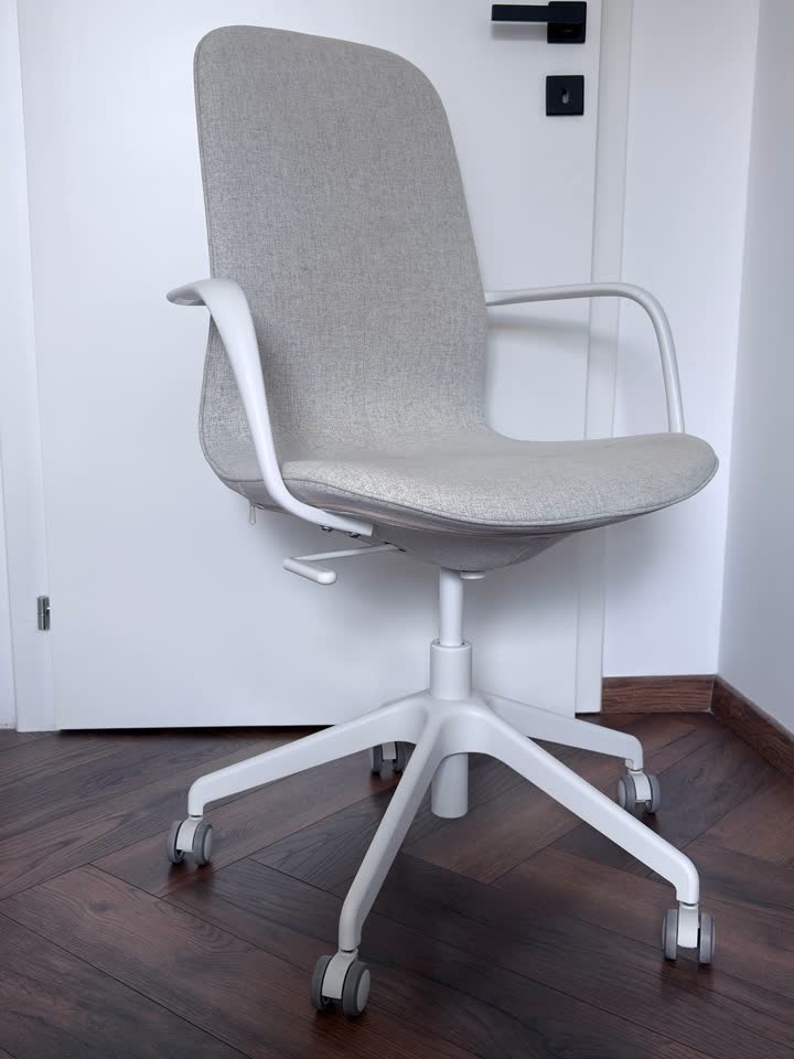 Кресло IKEA LÅNGFJÄLL