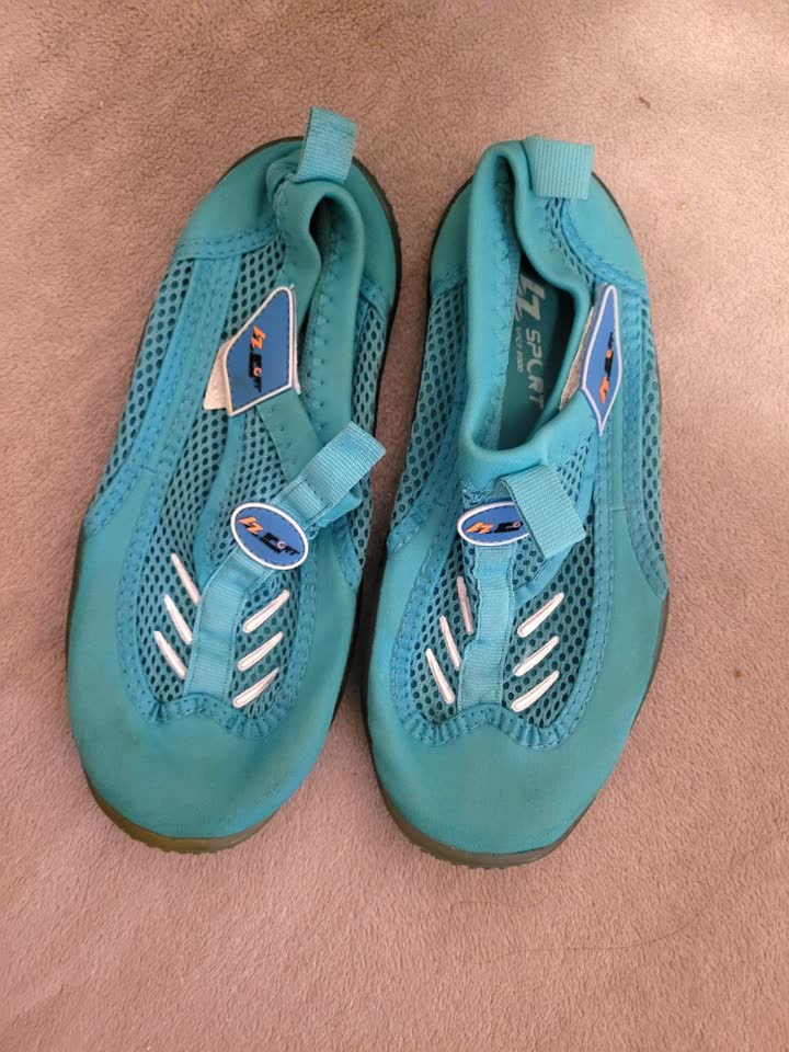 Аквашузы