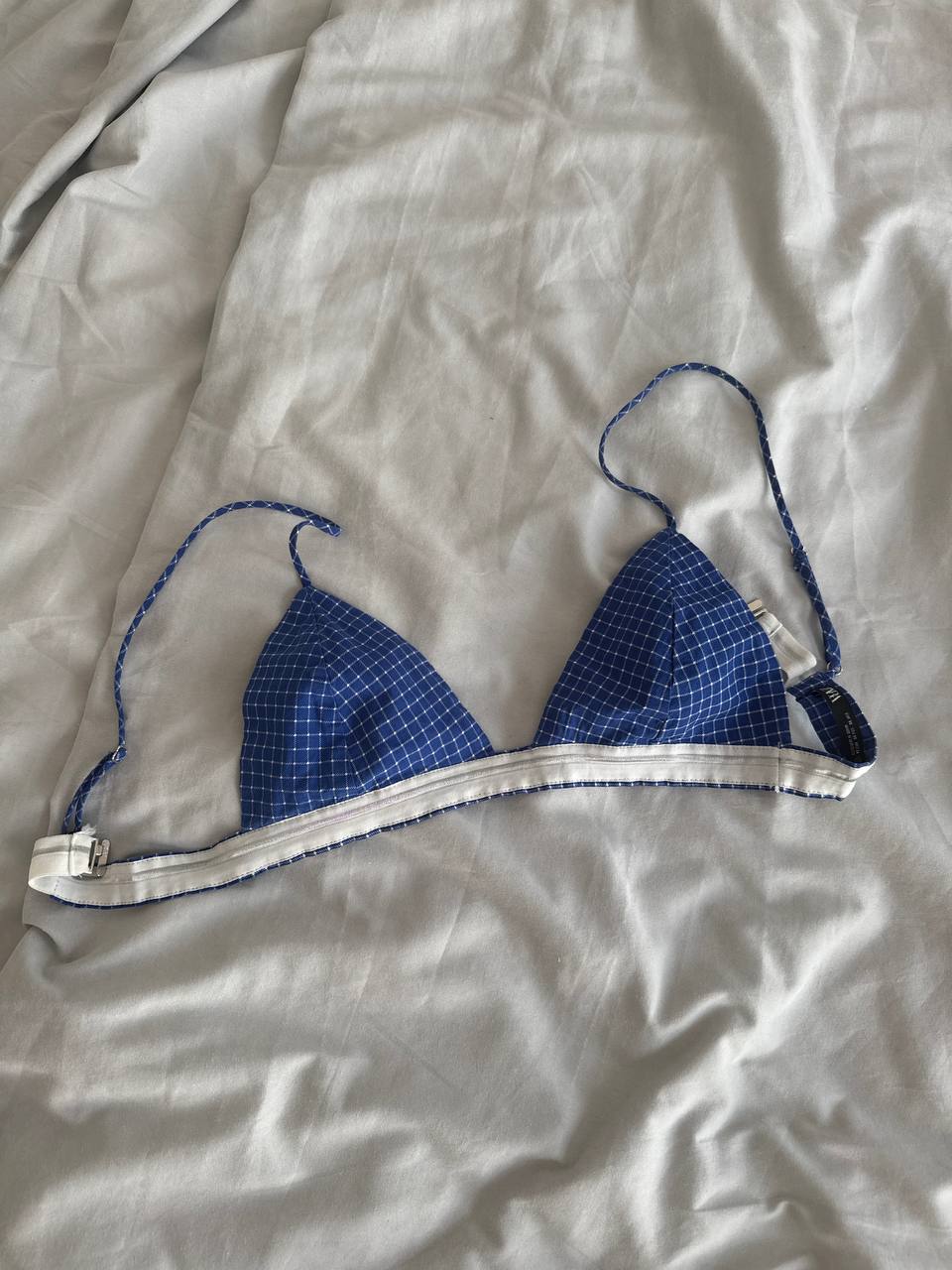 Rezervacija torba New Yorker, top Terranova i brushalter Zara S