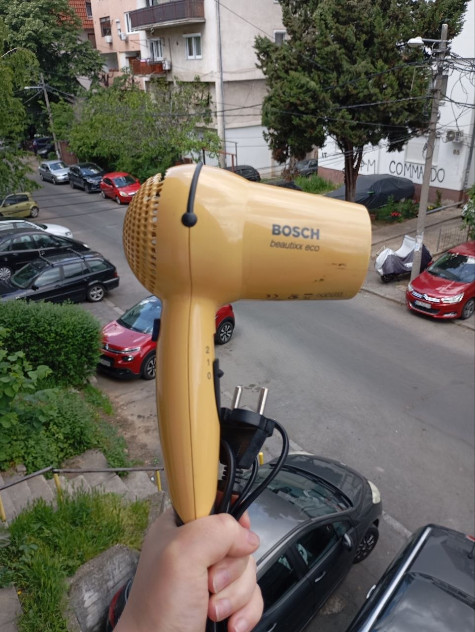 Фен BOSCH за два киндер Буэно