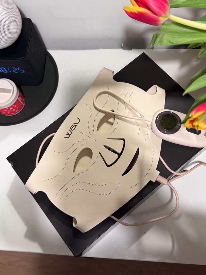 WAU – LED MASK 2.0