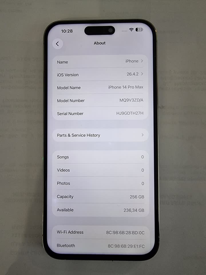 Prodajem iPhone 14 Pro Max