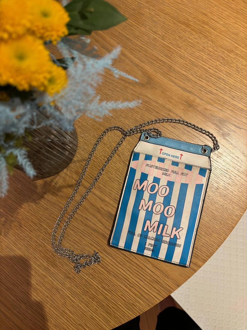 Сумка ASOS «Moo Moo Milk»