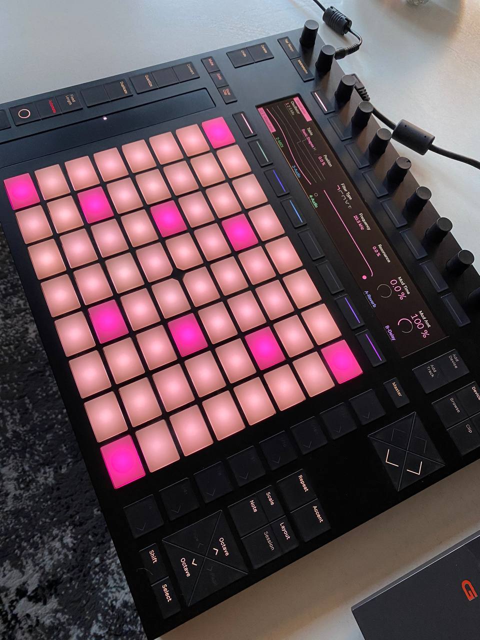 Продам Контроллер Ableton Push 2
