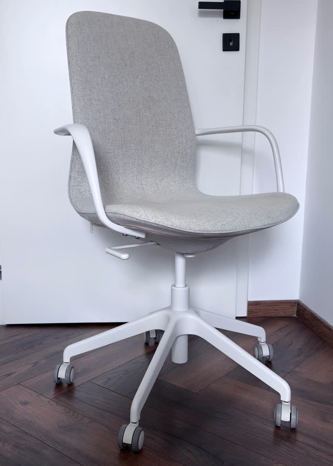 Кресло IKEA LÅNGFJÄLL