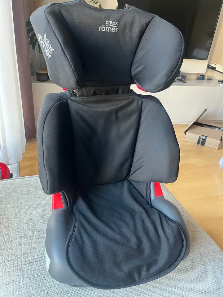 Авто кресло детское 15-36кг britax romer