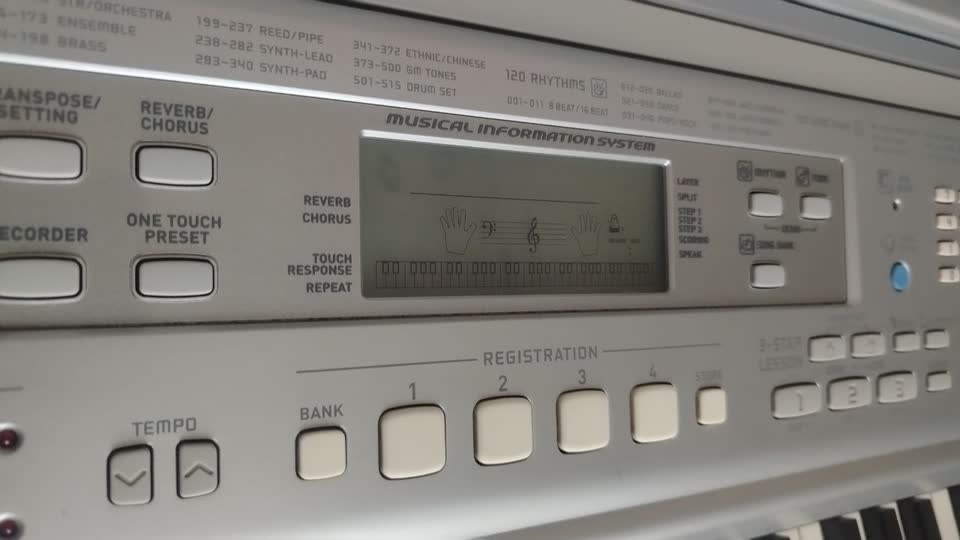 Продам синтезатор Casio CTK-810