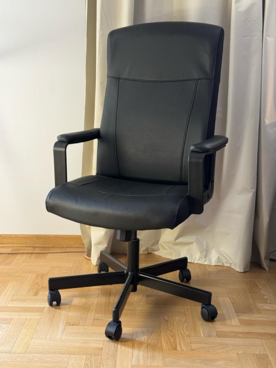 Fotelja IKEA MILLBERGET