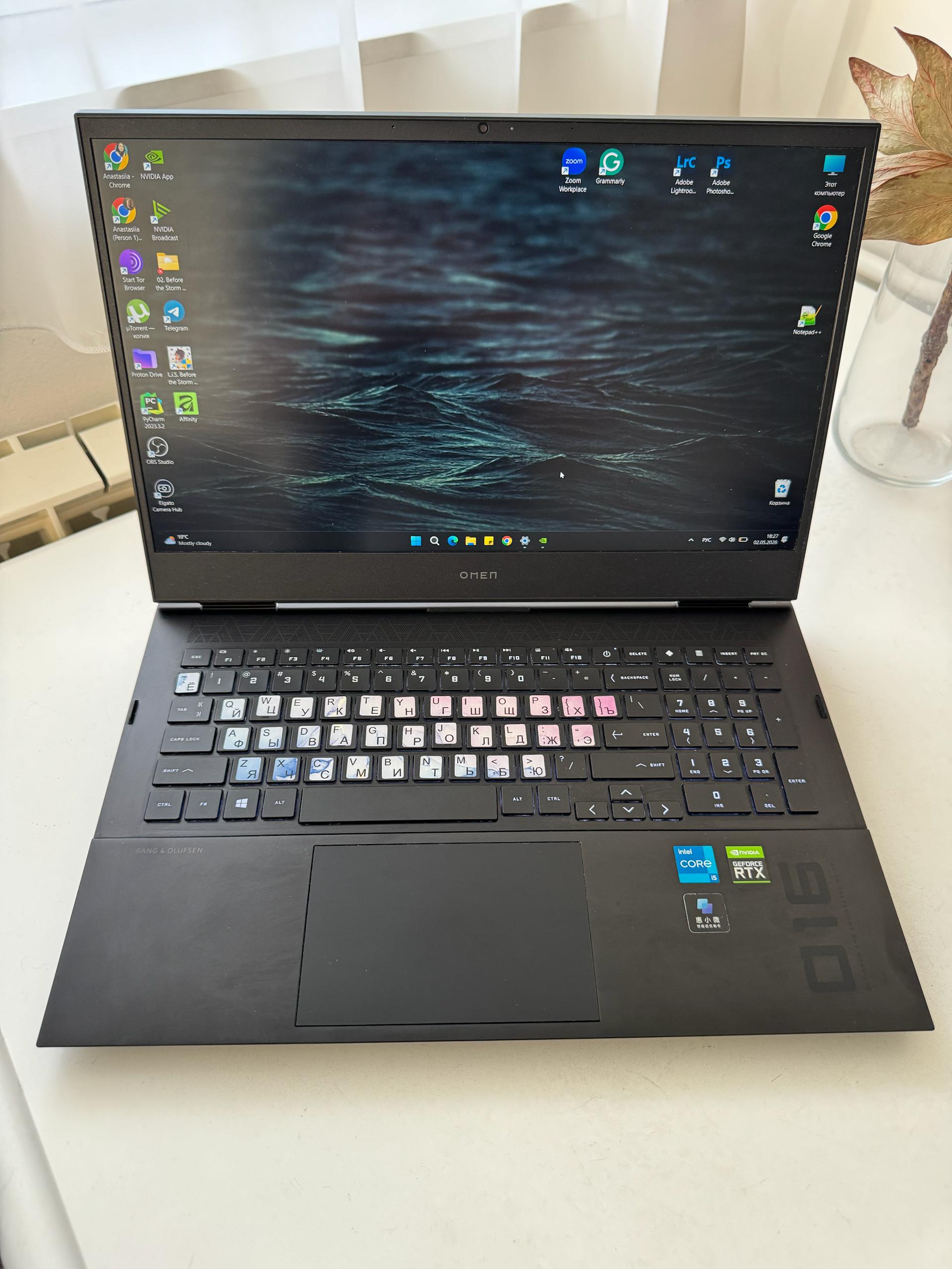 Продам игровой ноутбук HP Omen 16