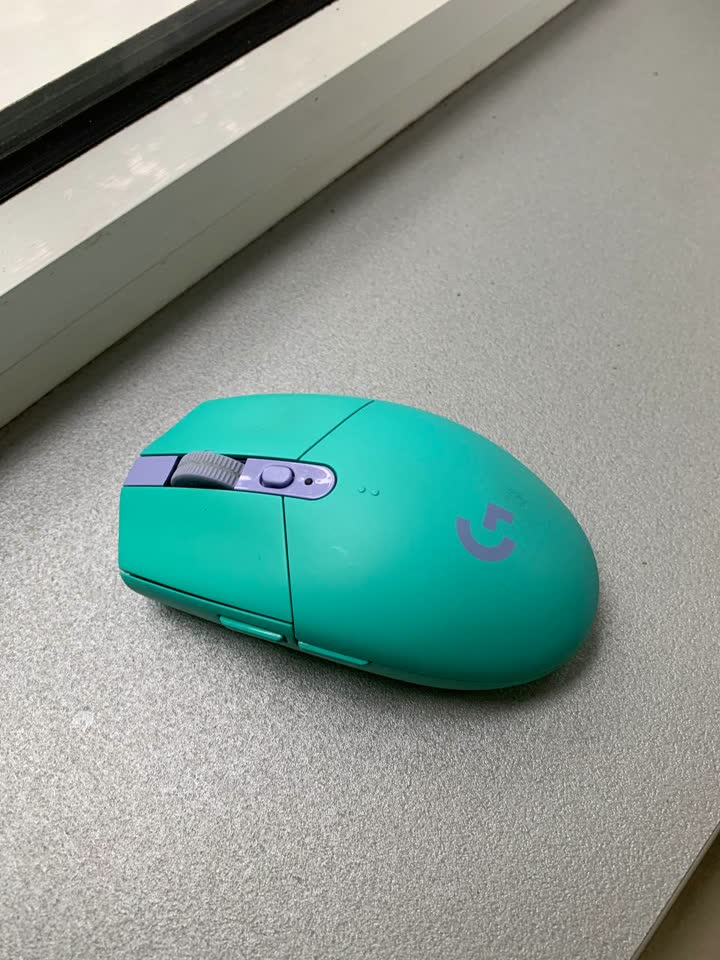 Logitech g305