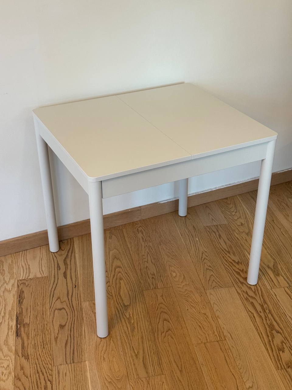 IKEA TONSTAD razvučni trpezarijski sto