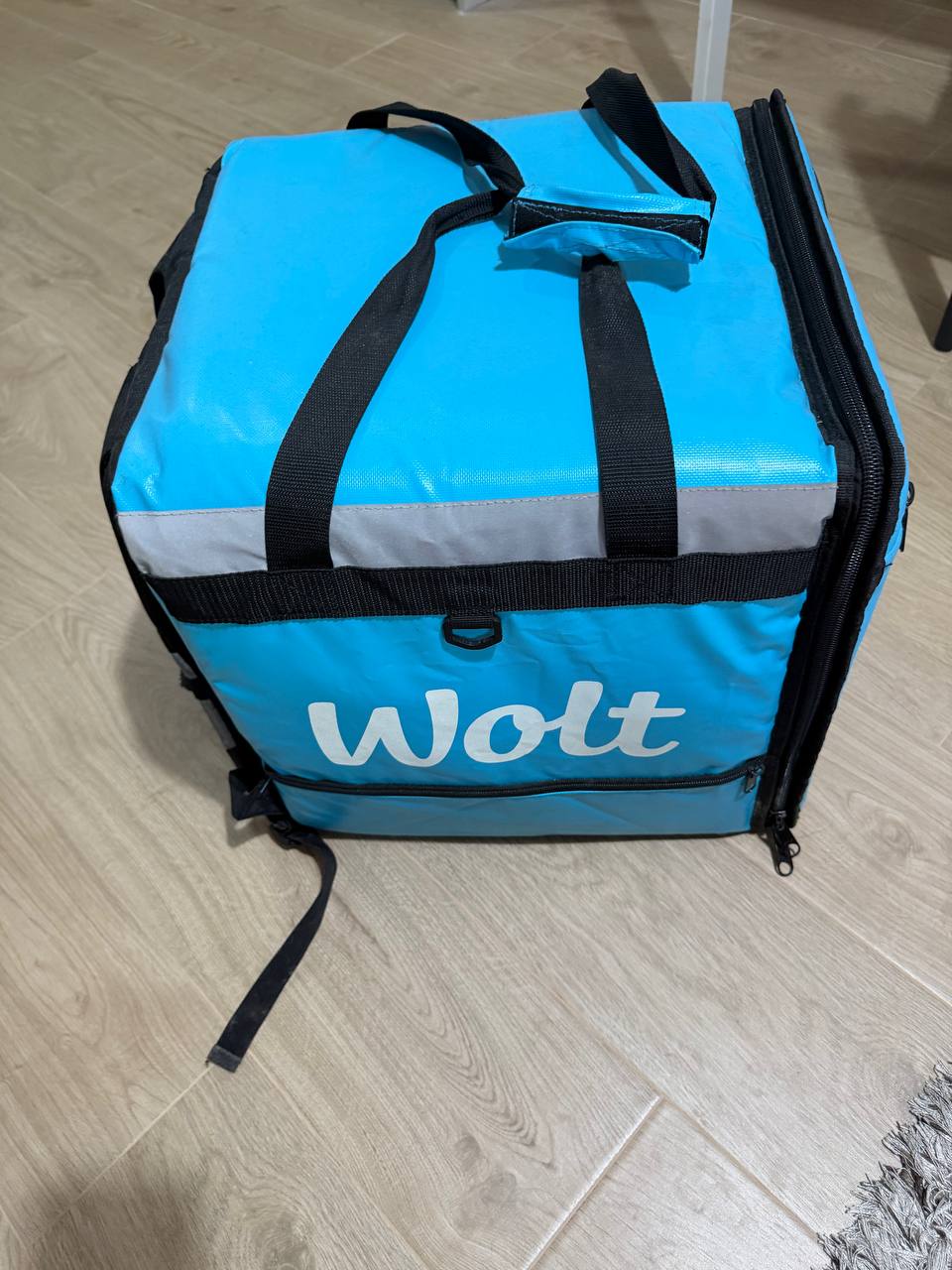 Сумка Wolt