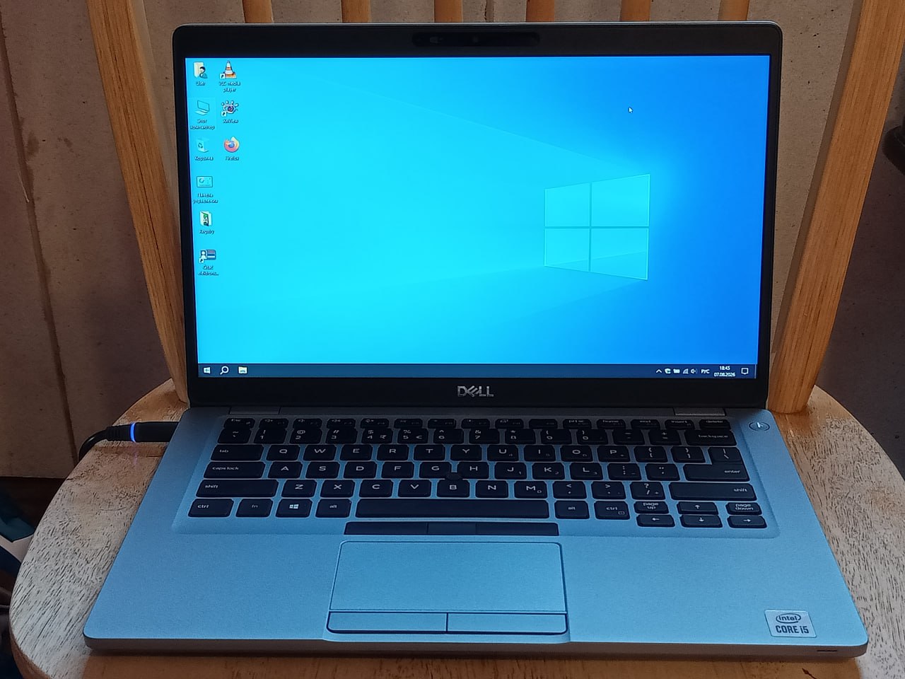 Prodajem laptop Dell Latitude 5410