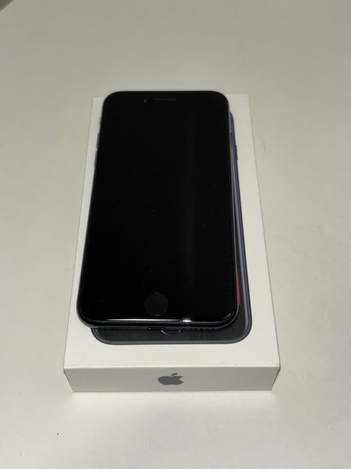 iPhone SE 3-го поколения (64 гб)