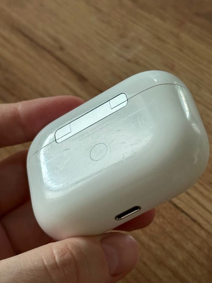 Кейс для наушников Apple AirPods Pro 1 gen