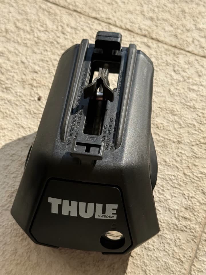 Набор креплений для багажника Thule Evo Raised Rail 710410