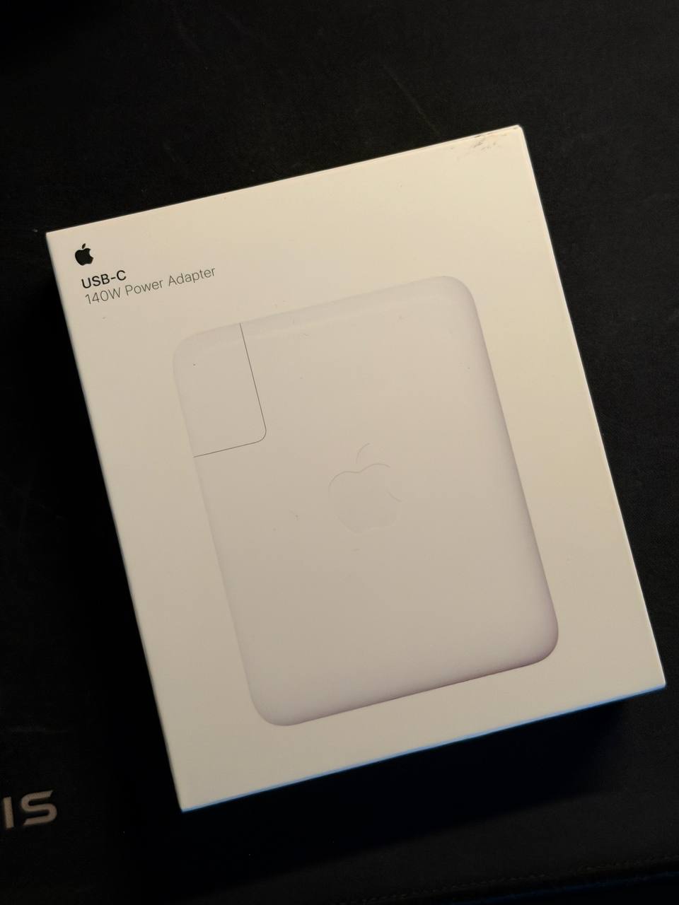 Originalni Apple USB-C Power Adapter 140W, neotvoren