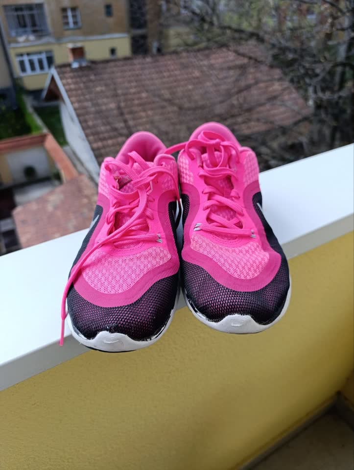 Кроссовки Nike