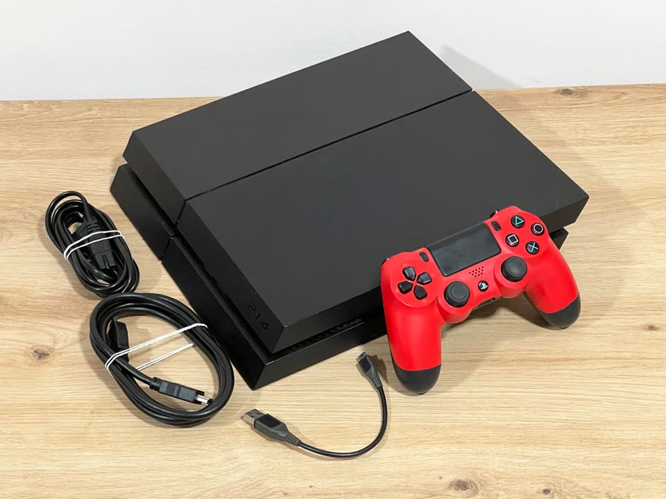 Sony PlayStation 4