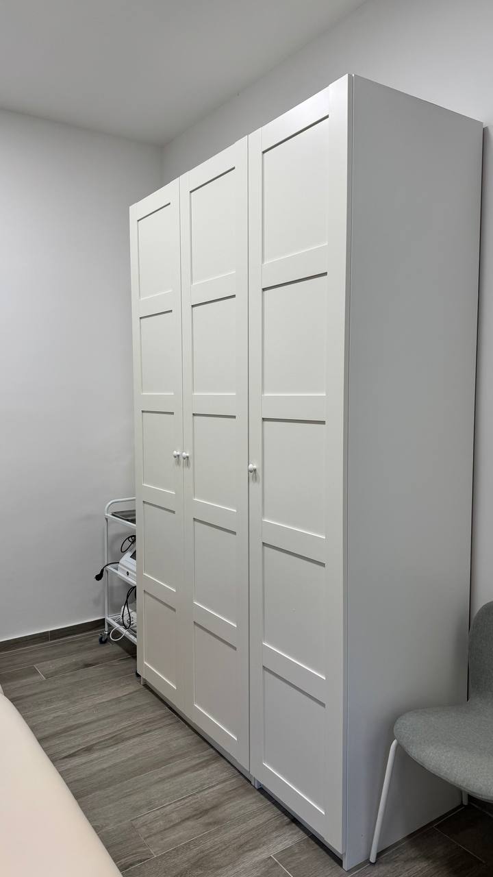 Продаю большой шкаф ИКЕА