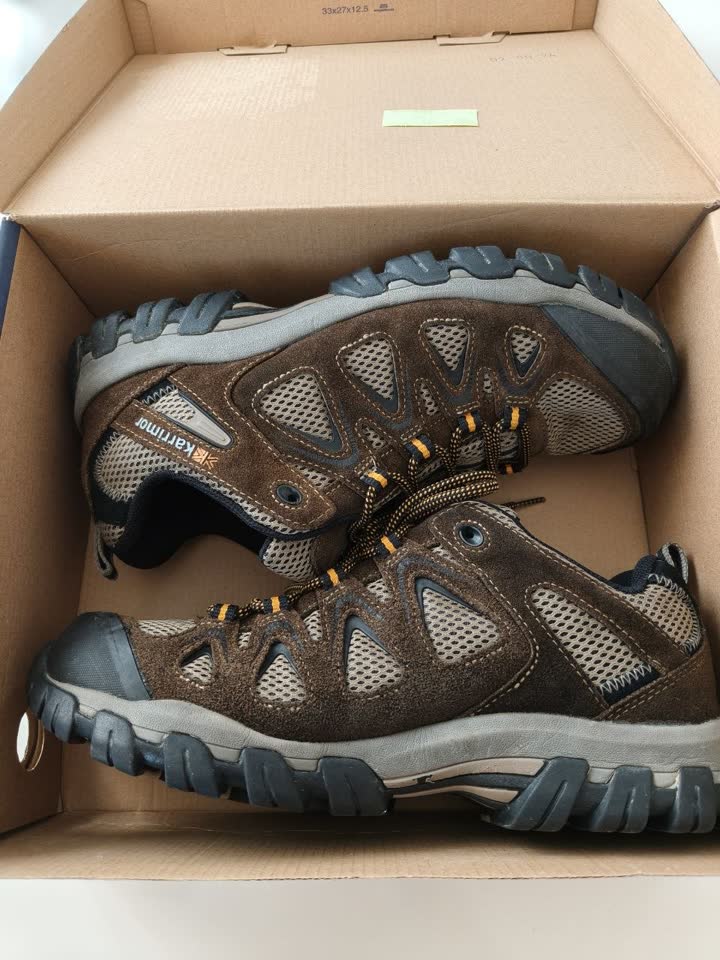 Продам кроссовки Karrimor Aerator