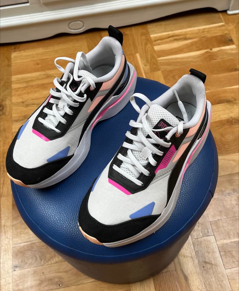 Продам кроссовки Puma X-Ray 2 Square и туфли Catwalk
