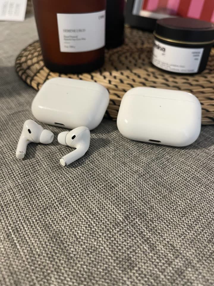 Кейс AirPods
