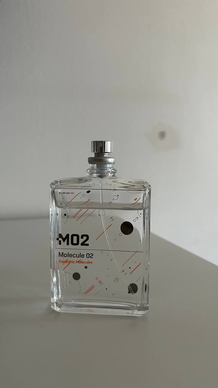 Духи Molecule 02
