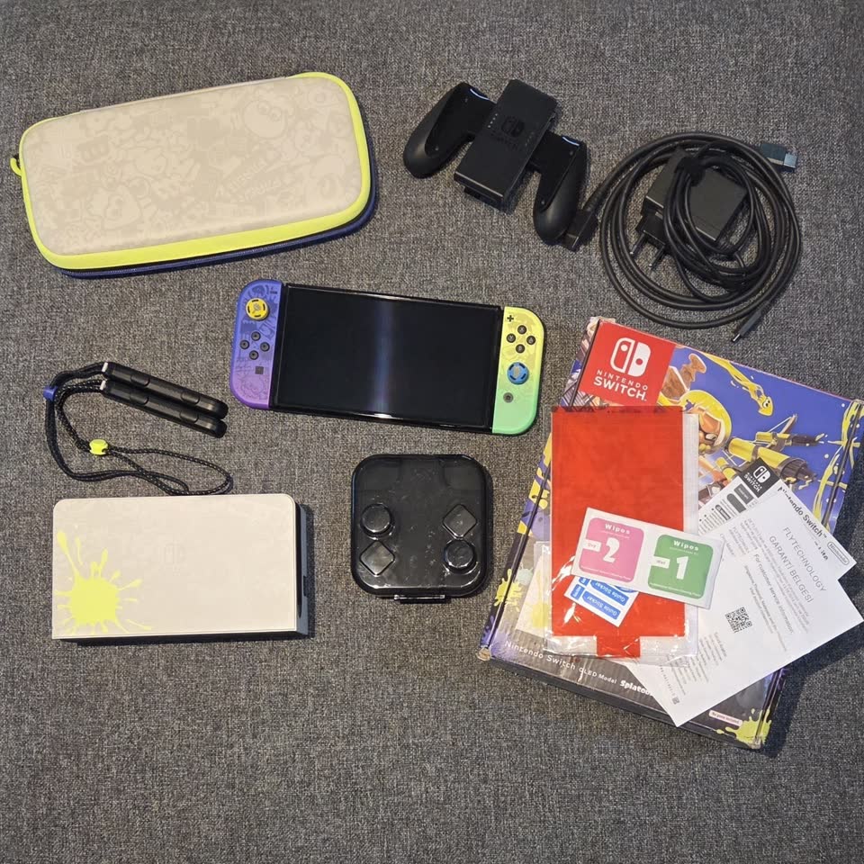 Nintendo Switch OLED model Splatoon 3 Edition