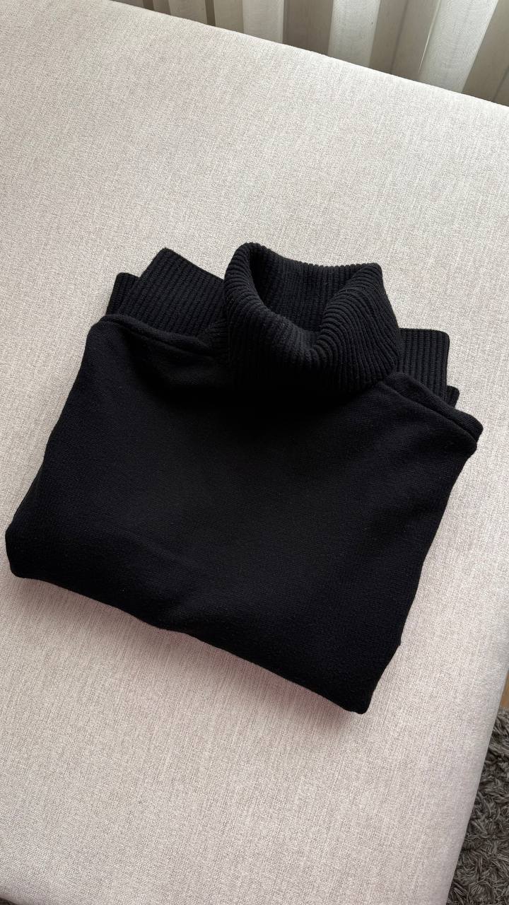 Свитер Zara в черном цвете