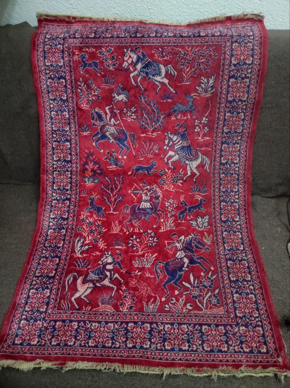 Persijski (iranski) goblen sa prikazom lovačkih scena