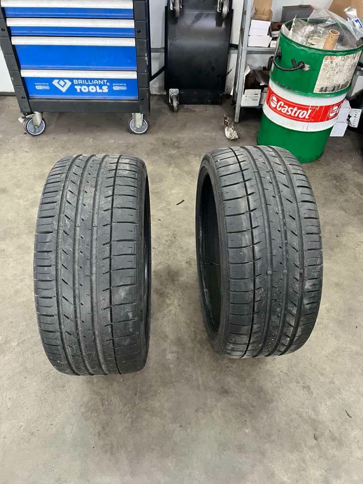 Б/у резина 2шт Hankook 235/35 R19 и 2 Kumho ecsta 235/35R 19