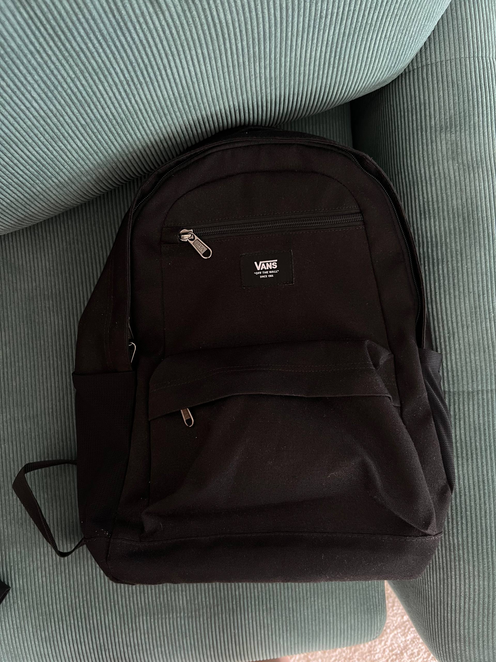 Рюкзак Vans с боковыми карманами
