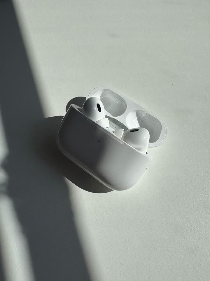 Продаю Airpods 2 Pro