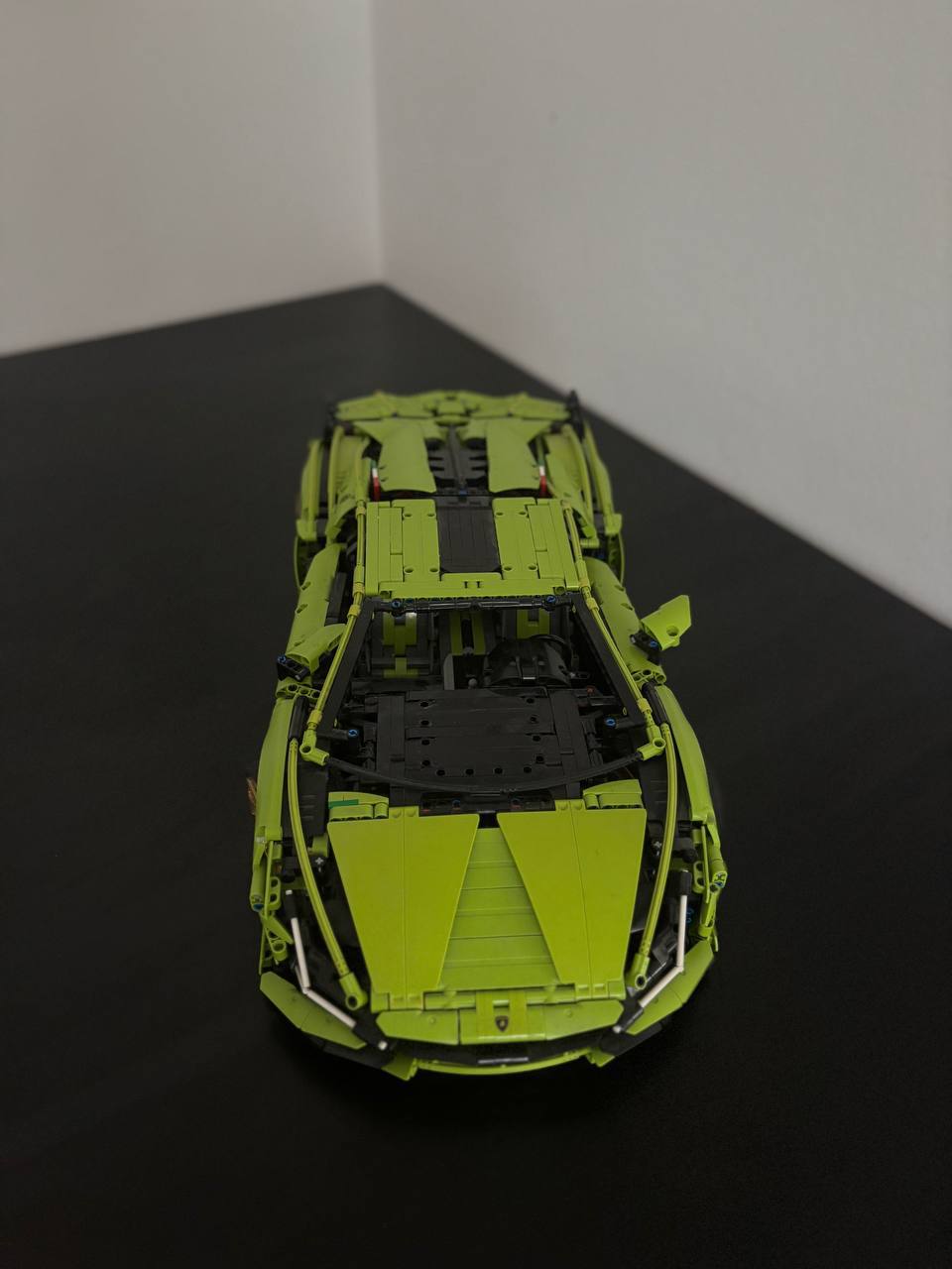LEGO Technic superautomobil (zeleni) original