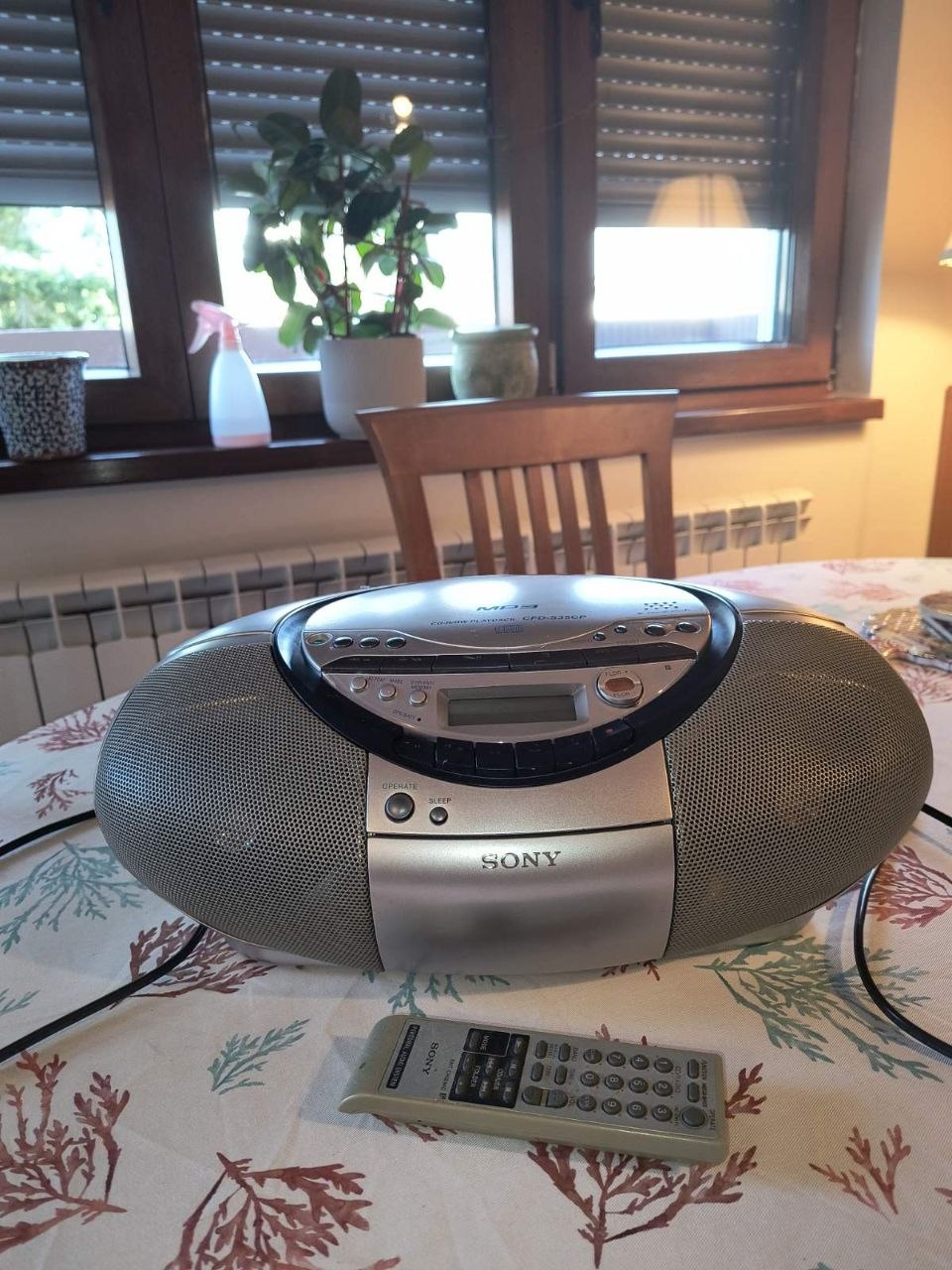 CD/MP3 проигрыватель Sony